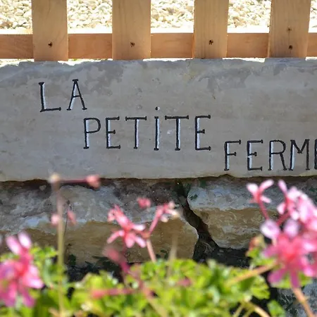 La Petite Ferme 펜션 Brux